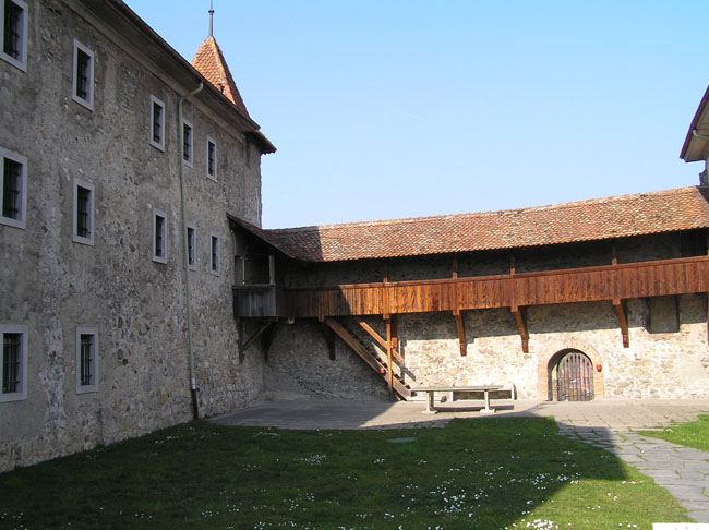 thun_gruyeres_laussane_neuchatel_soloturn077